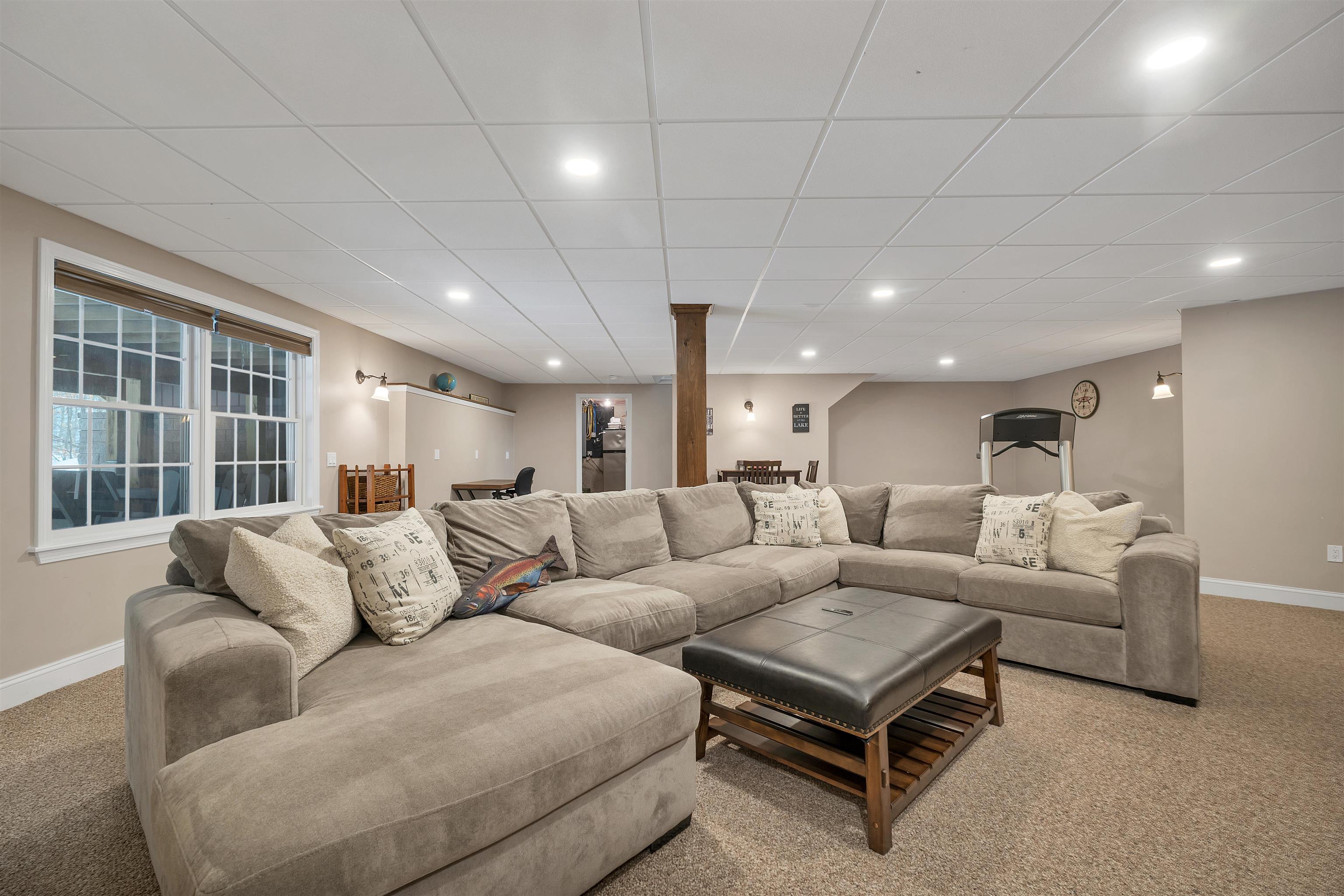 41 Regis Road Laconia, NH 03246 - Photo 33 of 42