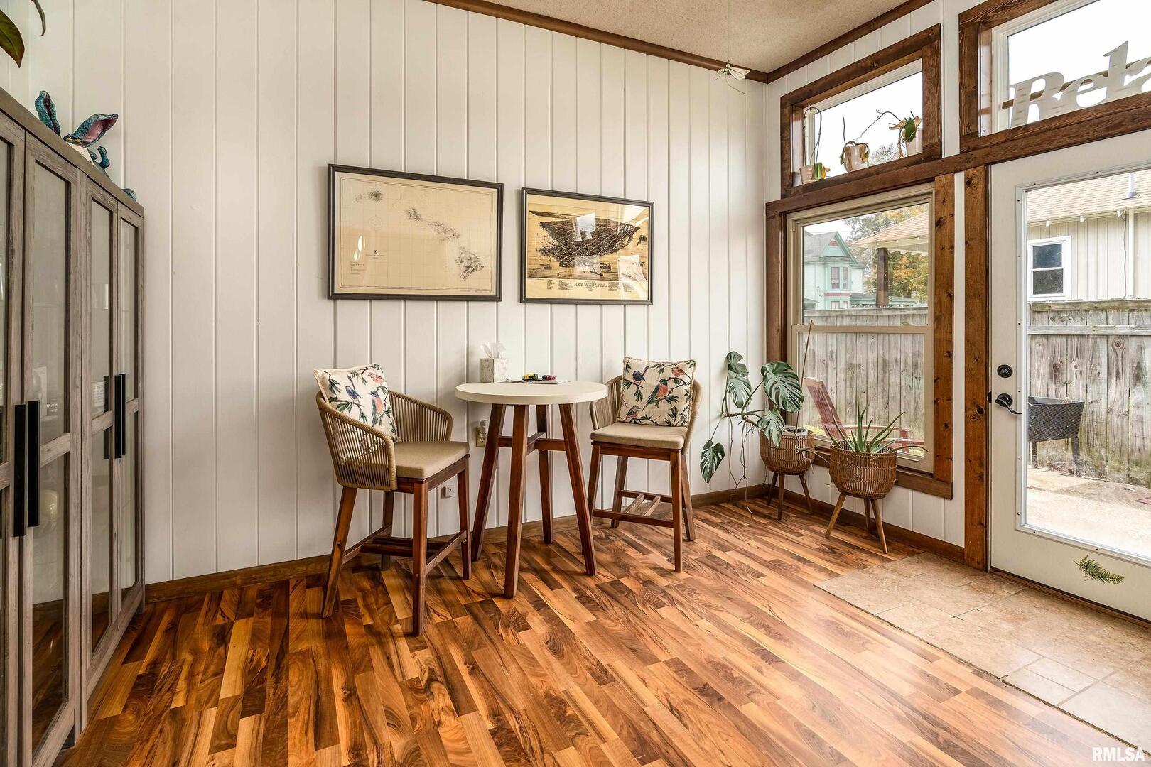 306 South Madison Street Marion, IL 62959 - Photo 25 of 37 a view of a dining room with furniture window and wooden floor