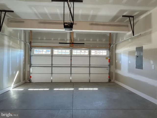 a view of a garage
