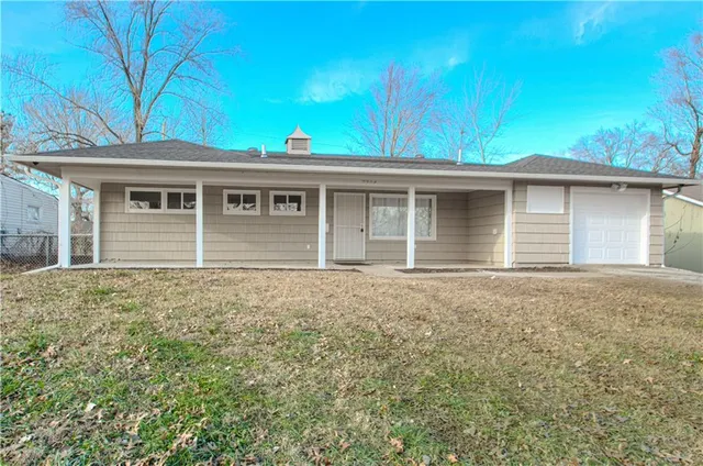$230,000 | 7304 East 109 Terrace, Kansas City, MO 64134