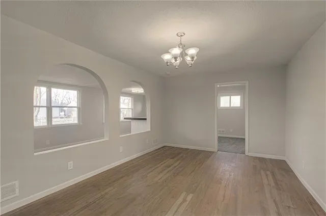 $230,000 | 7304 East 109 Terrace, Kansas City, MO 64134