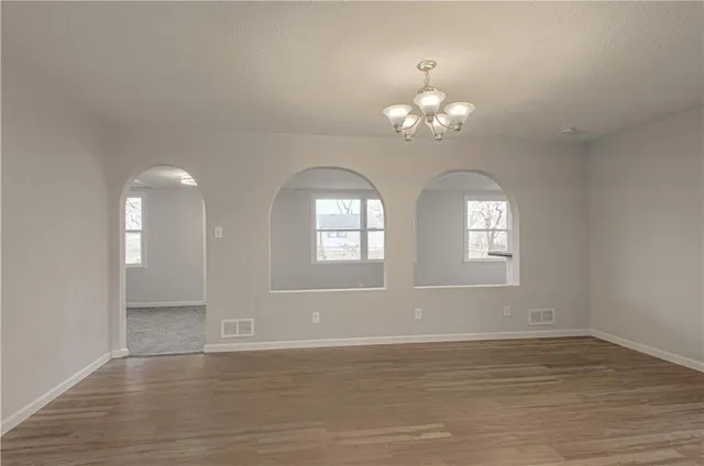 $230,000 | 7304 East 109 Terrace, Kansas City, MO 64134