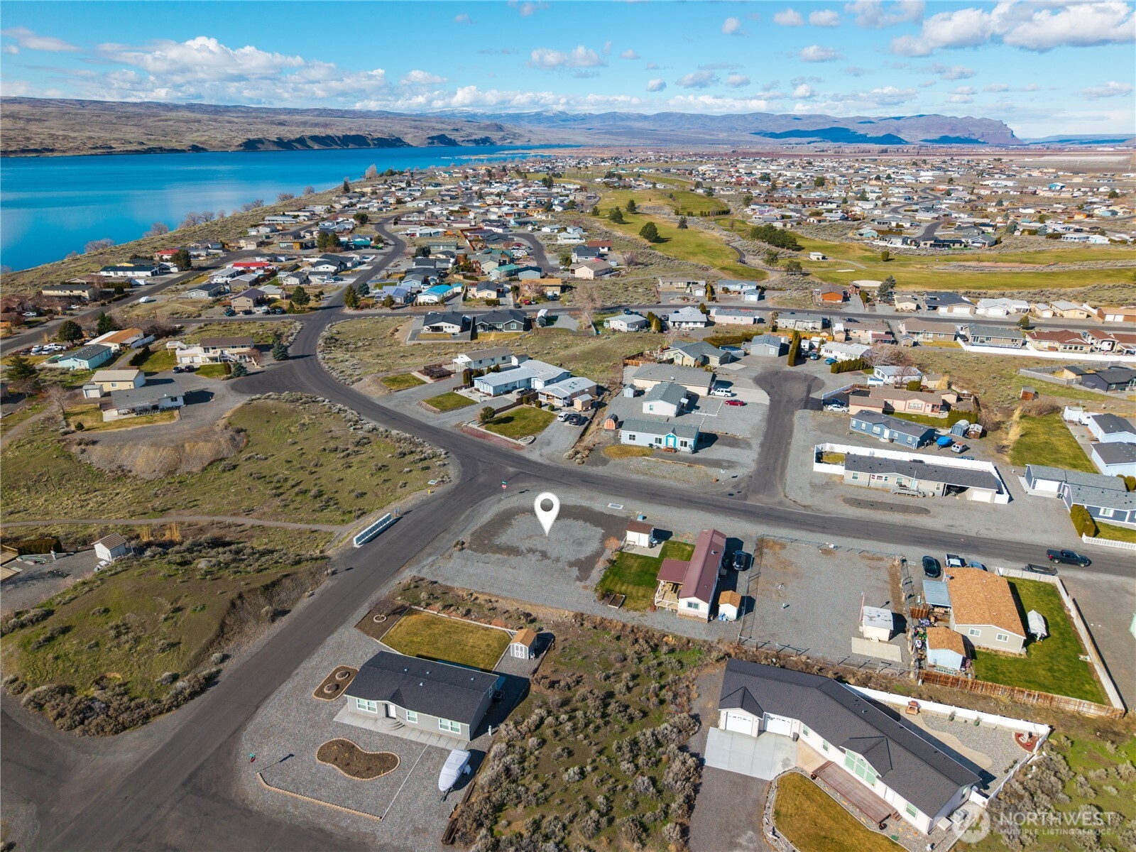 602 Edgewater Way South Mattawa, WA 99349 - Photo 6 of 25 an aerial view of a city