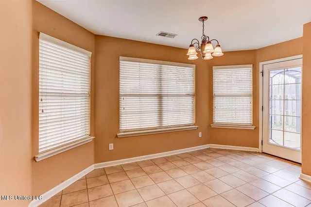 $299,900 | 905 Fairway Pointe Cove East, Hernando, MS 38632