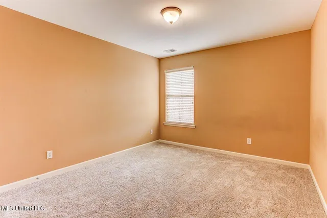 $299,900 | 905 Fairway Pointe Cove East, Hernando, MS 38632