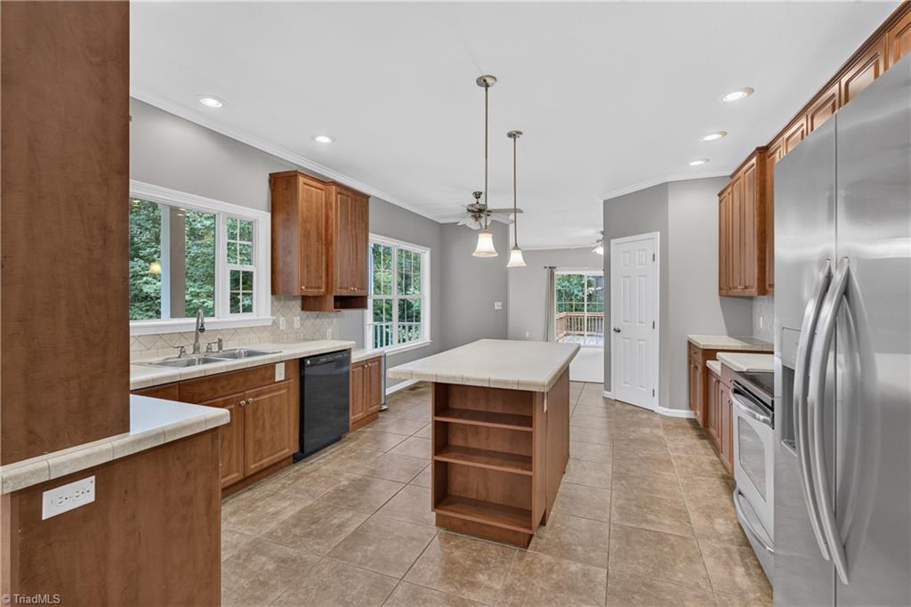 1507 Ridgewood Road Franklinville, NC 27248 - Photo 11 of 42 Gallery Image 11