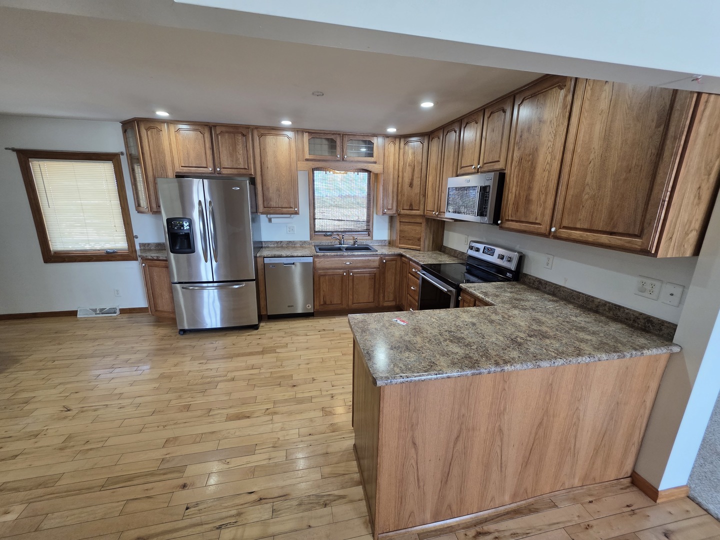 8132 Matznick Road Rock Falls, IL 61071 - Photo 5 of 21