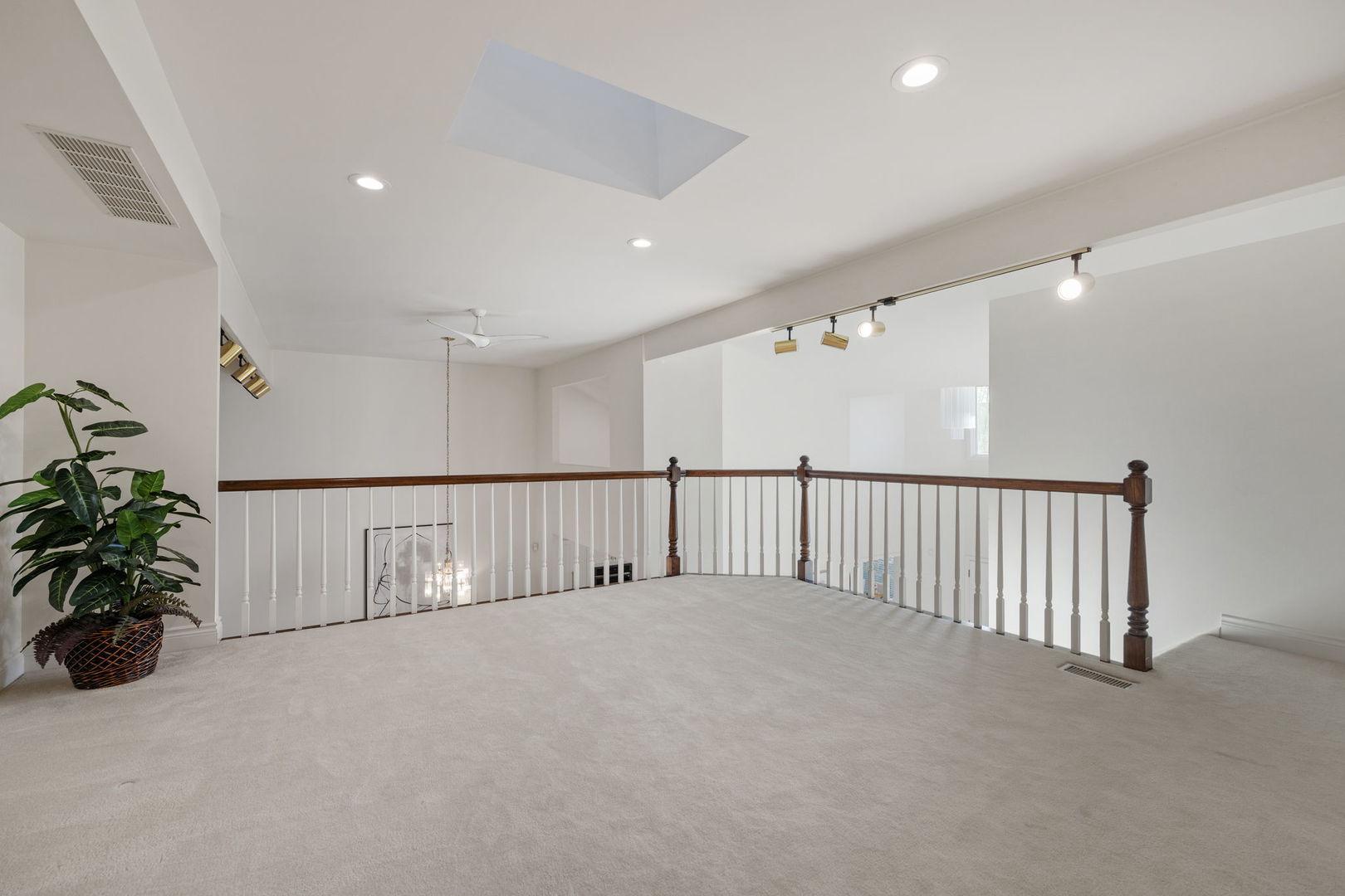 5 Bel Aire Court Burr Ridge, IL 60527 - Photo 27 of 40 Gallery Image 27
