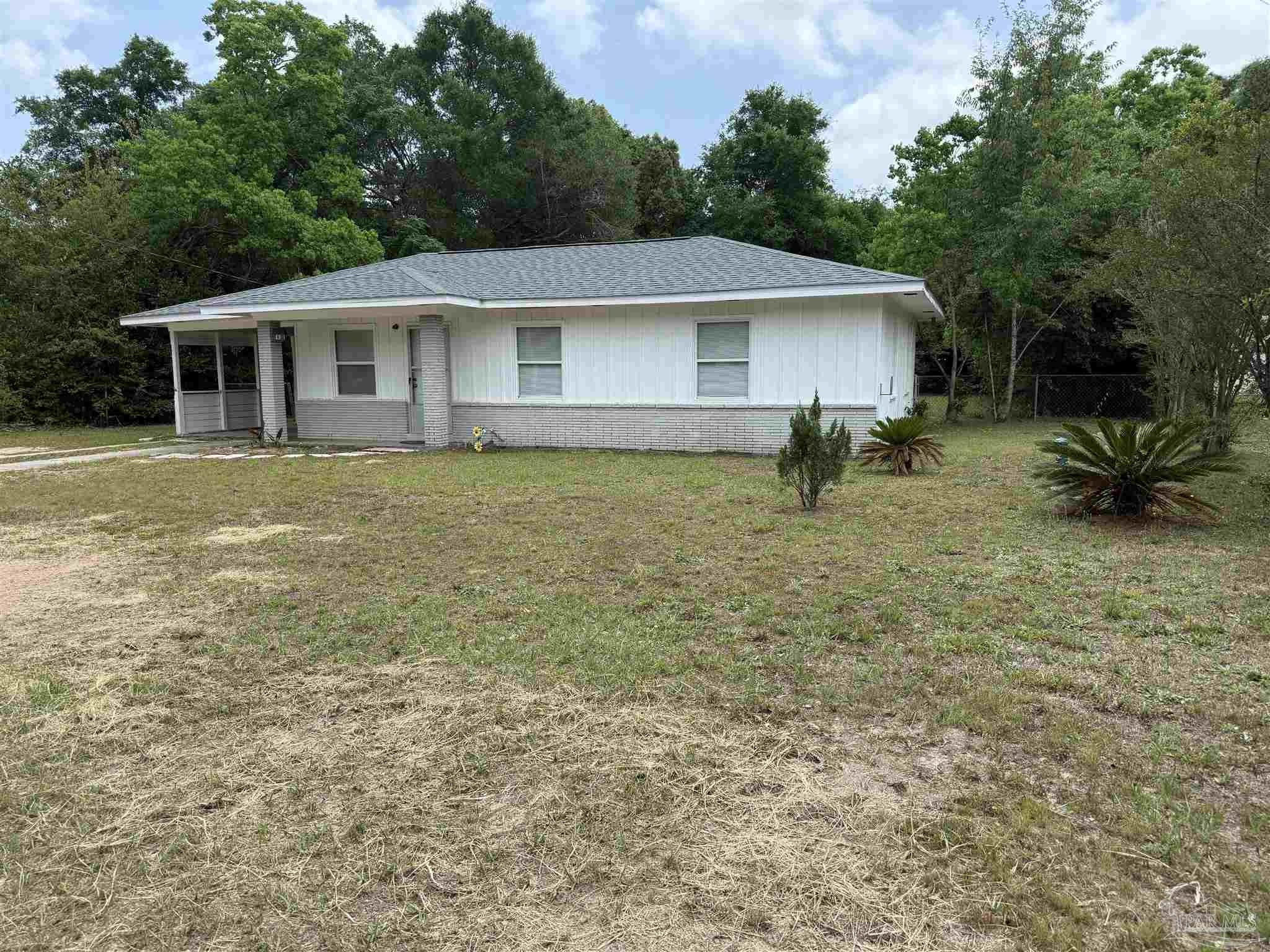 6443 Walnut Street Milton, FL 32570 - Photo 2 of 22