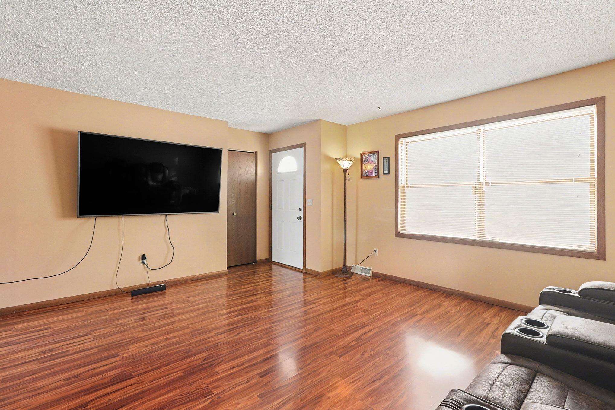 211 Meadow Lane New Prague, MN 56071 - Photo 7 of 30