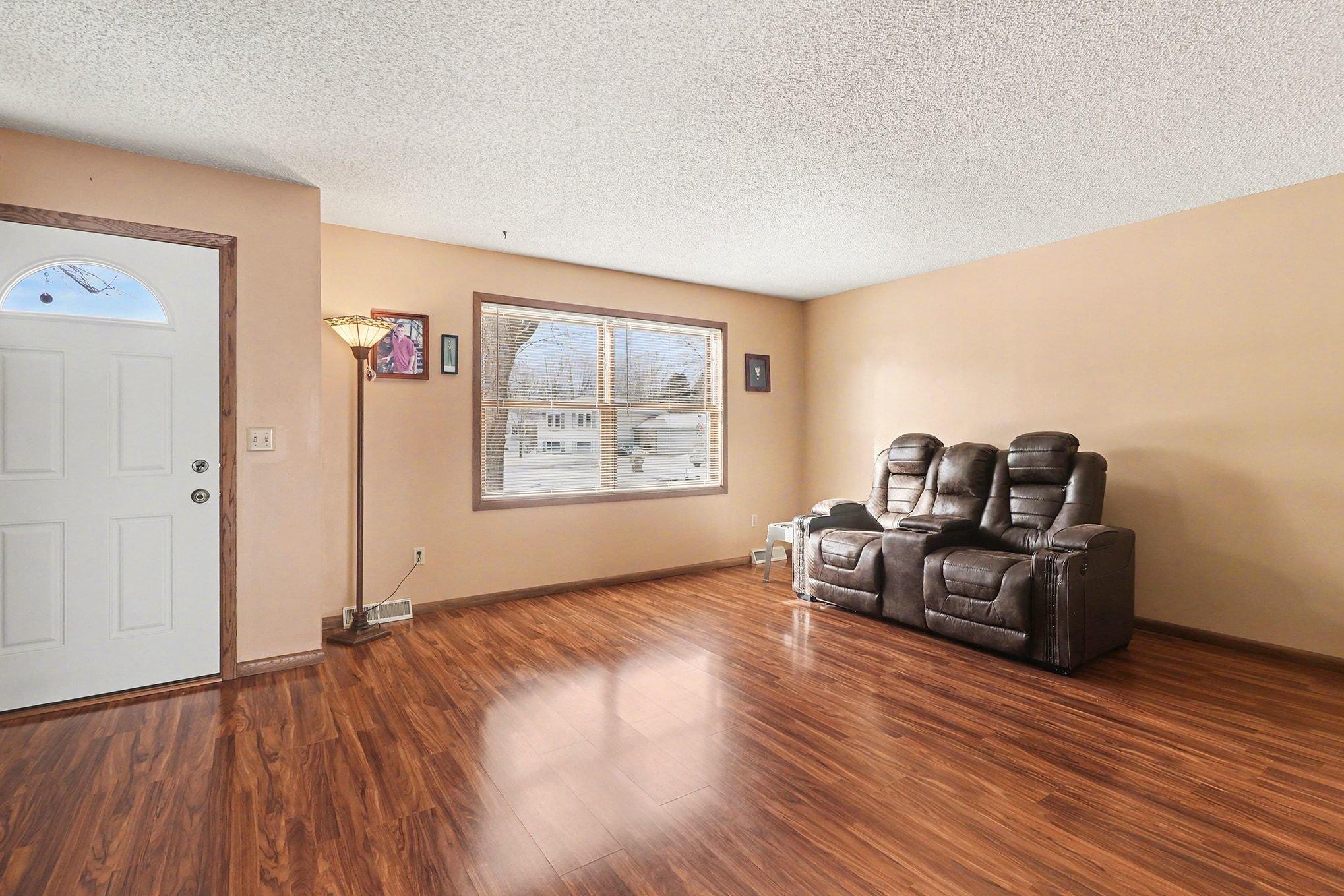 211 Meadow Lane New Prague, MN 56071 - Photo 9 of 30