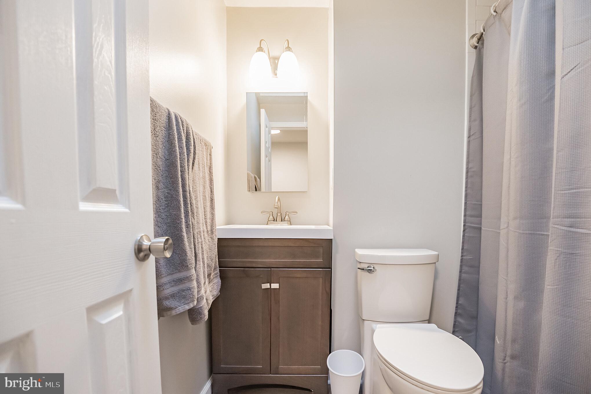 9126 Ryerson Road Philadelphia, PA 19114 - Photo 11 of 14 Gallery Image 11