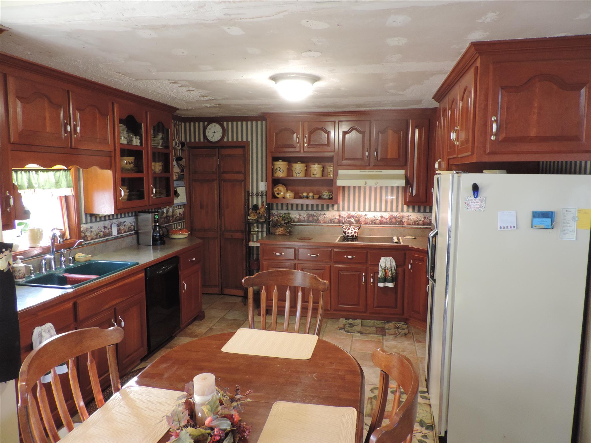 1297 Morgan Road Clarksville, TN 37040 - Photo 13 of 17 Gallery Image 13
