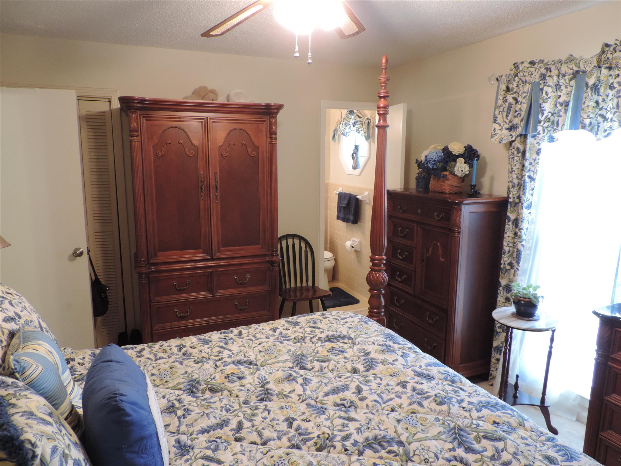 1297 Morgan Road Clarksville, TN 37040 - Photo 10 of 17 Gallery Image 10