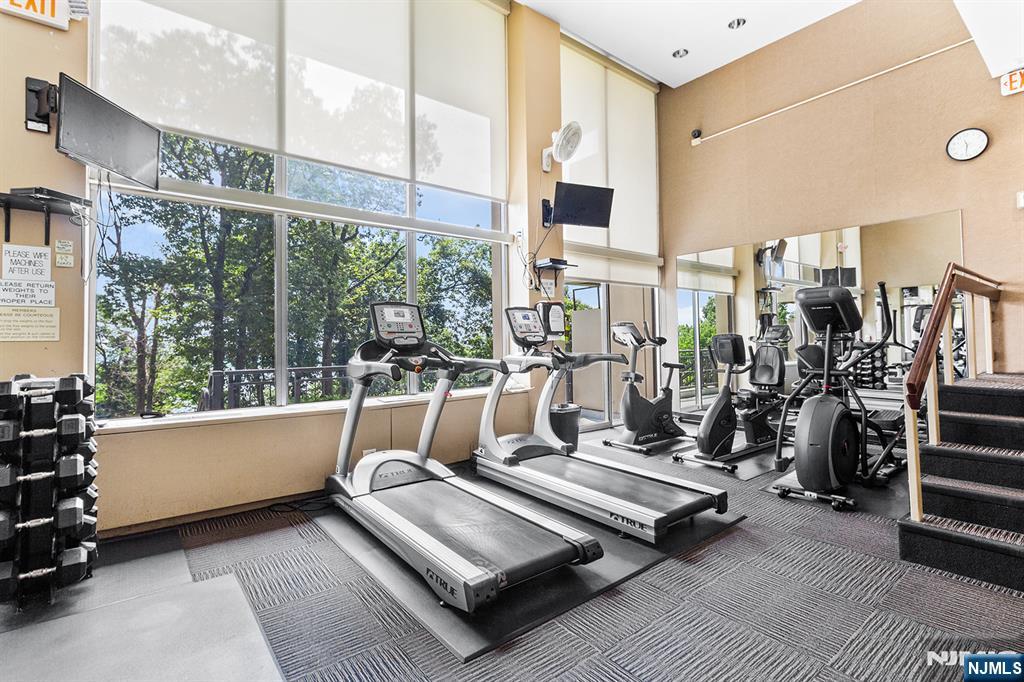 1 Horizon Road, Unit G2 Fort Lee, NJ 07024 - Photo 20 of 27