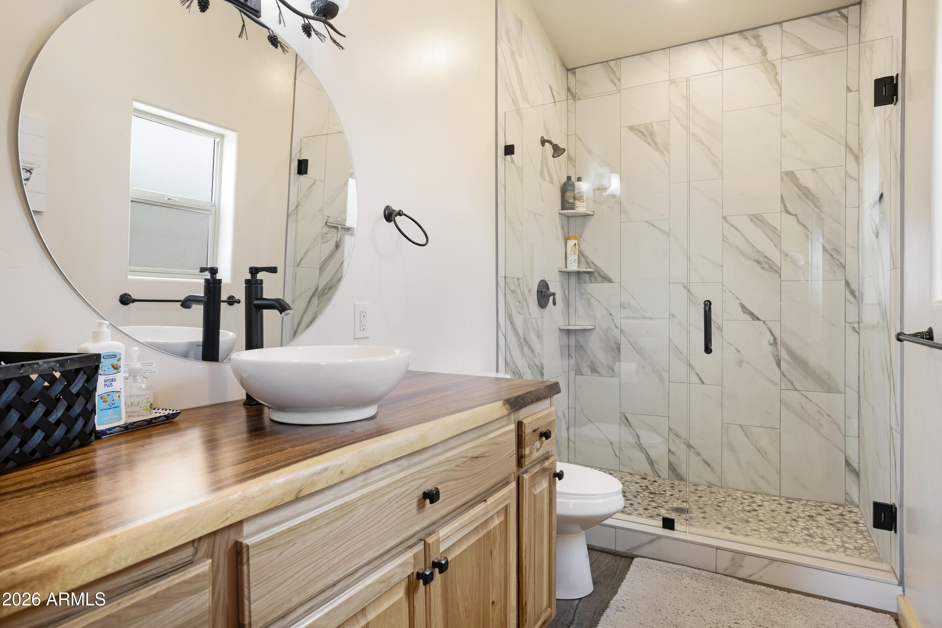 2718 Church Lane Overgaard, AZ 85933 - Photo 21 of 50 primary bath_1