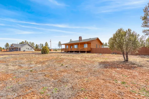 $425,000 | 2718 Church Lane, Overgaard, AZ 85933