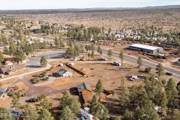 $425,000 | 2718 Church Lane, Overgaard, AZ 85933