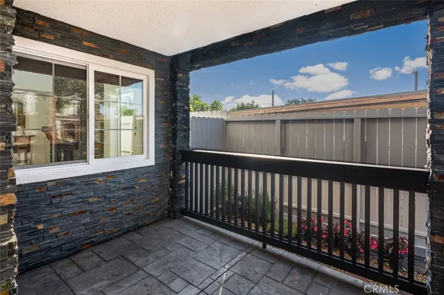 $2,400,000 | 2262 Orchard Drive, Newport Beach, CA 92660