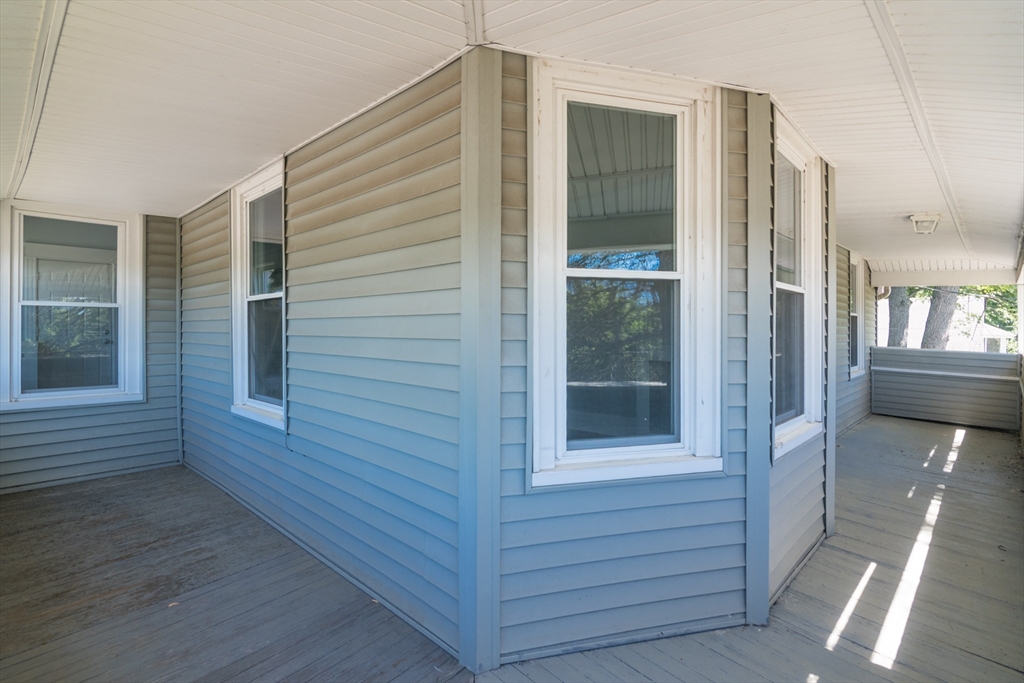 208 Prospect Street, Unit 2 Chicopee, MA 01013 - Photo 13 of 16