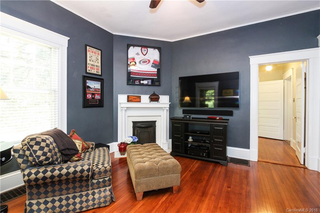 1532 Providence Road Charlotte, NC 28207 - Photo 17 of 33 Gallery Image 17