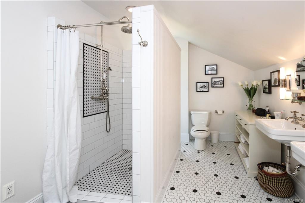 1532 Providence Road Charlotte, NC 28207 - Photo 21 of 33 Gallery Image 21