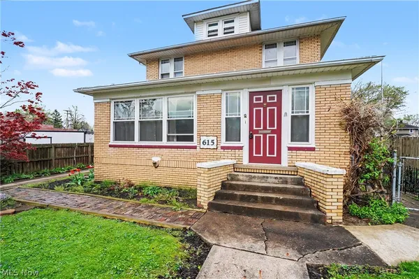 $214,900 | 615 West Ohio Avenue, Sebring, OH 44672