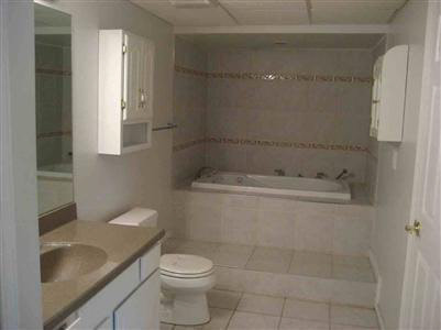 7284 Perry Lake Road Clarkston, MI 48346 - Photo 3 of 11 20233788-2.JPG