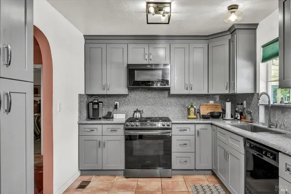 $275,000 | 2230 Stagecoach Canyon Road, Pope Valley, CA 94567