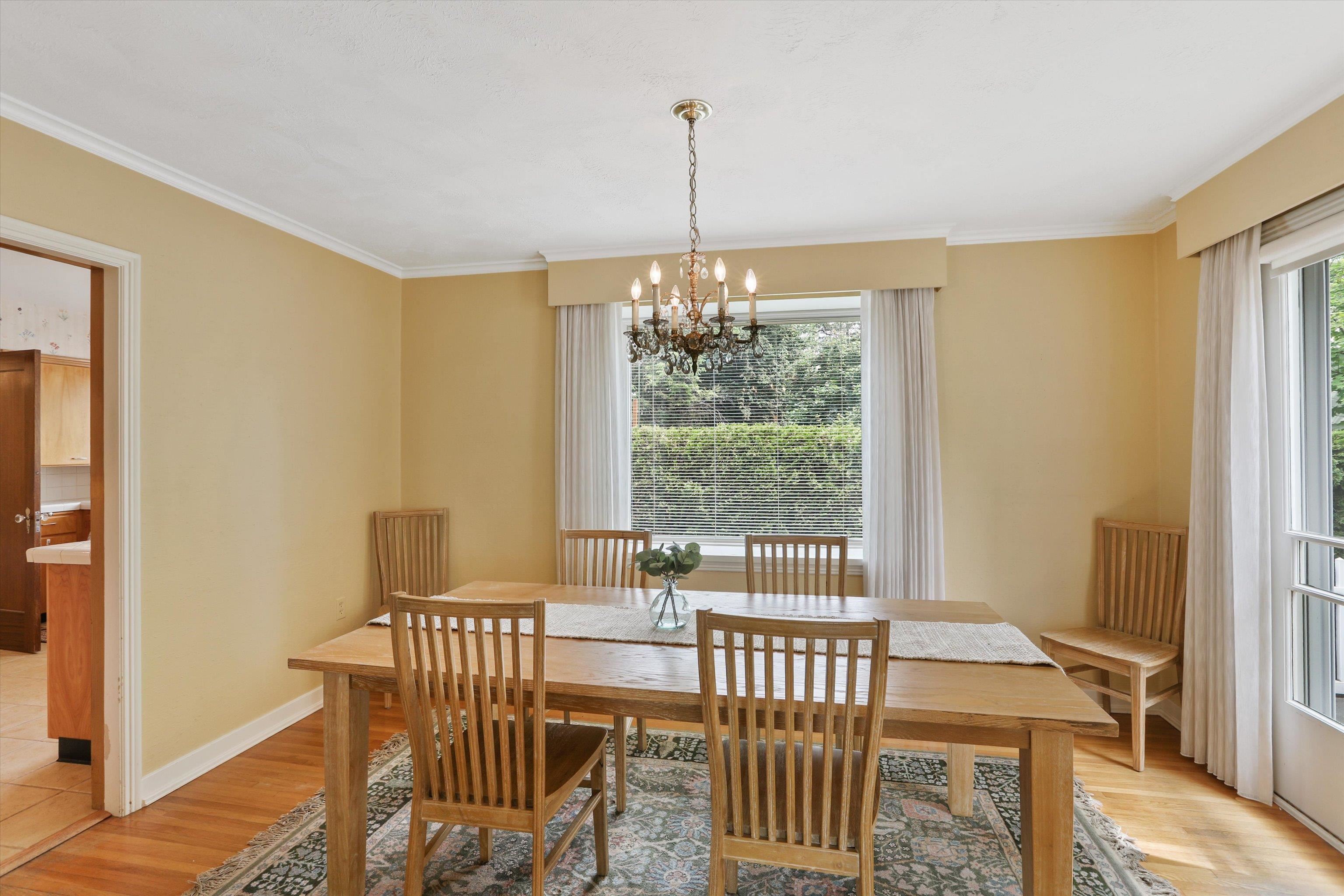 2225 South Adams Street Spokane, WA 99203 - Photo 9 of 31