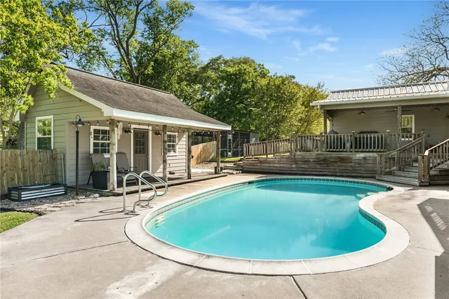 $1,349,000 | 2355 Jackson League Circle, Brenham, TX 77833