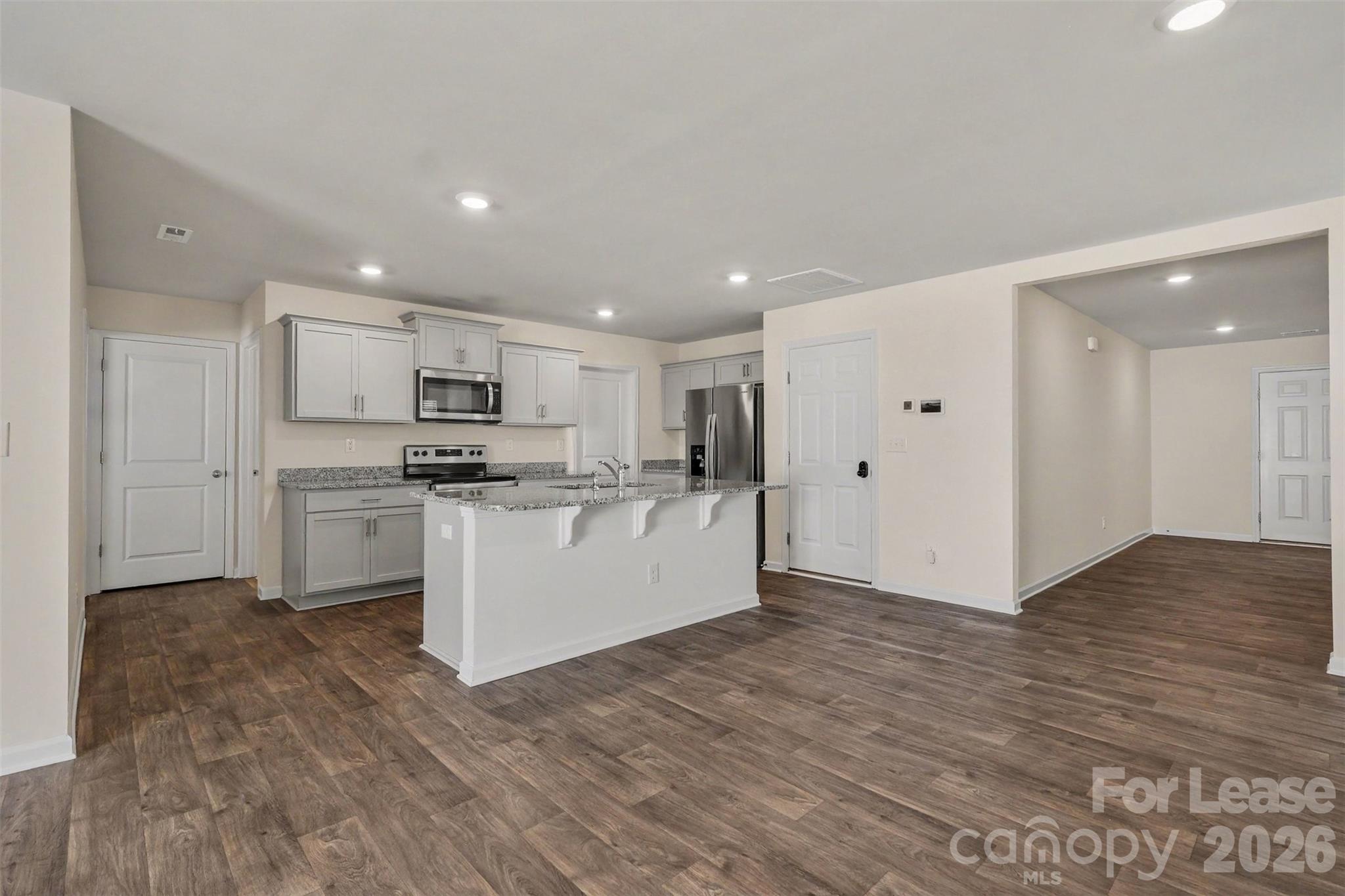 7316 Finnigan Road Charlotte, NC 28215 - Photo 5 of 33