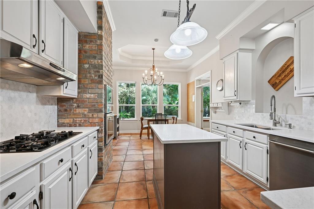 8092 Winners Circle Mandeville, LA 70448 - Photo 3 of 33