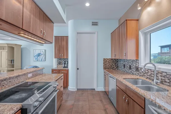 $4,599,000 | 110 Ariola Drive, Pensacola Beach, FL 32561