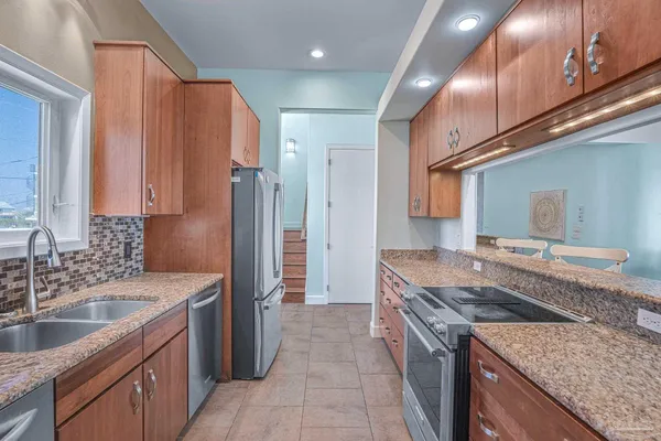 $4,599,000 | 110 Ariola Drive, Pensacola Beach, FL 32561