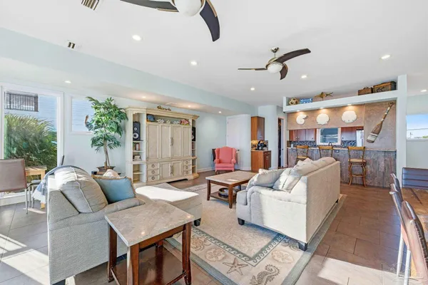 $4,599,000 | 110 Ariola Drive, Pensacola Beach, FL 32561