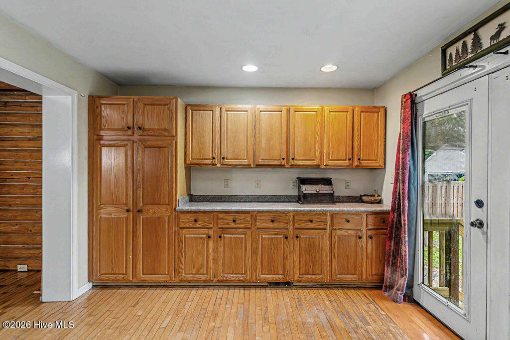 1300 Decatur Road Jacksonville, NC 28540 - Photo 14 of 37