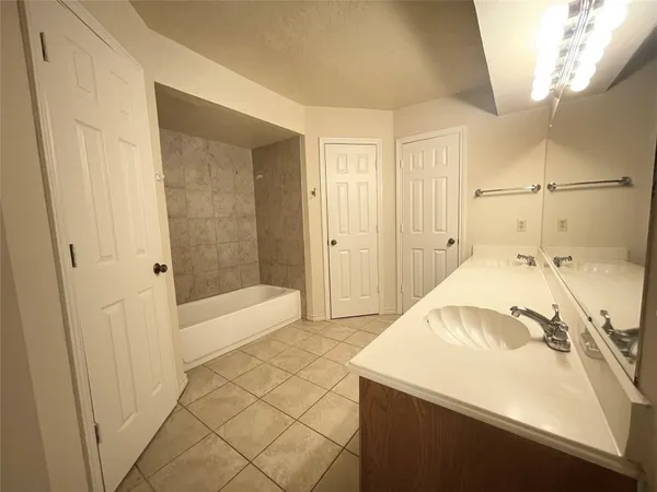 $2,250 | 12943 Lemur Lane, Cypress, TX 77429
