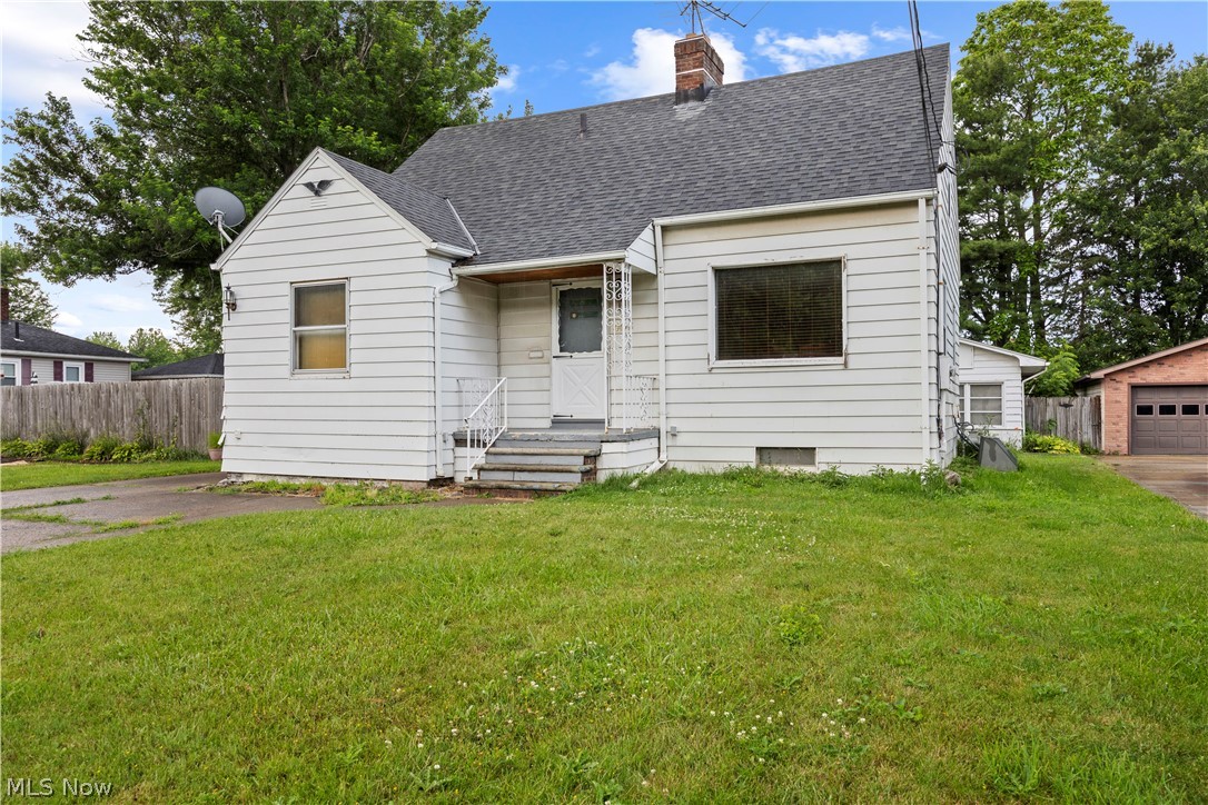 406 Root Road Lorain, OH 44052 - Photo 1 of 38