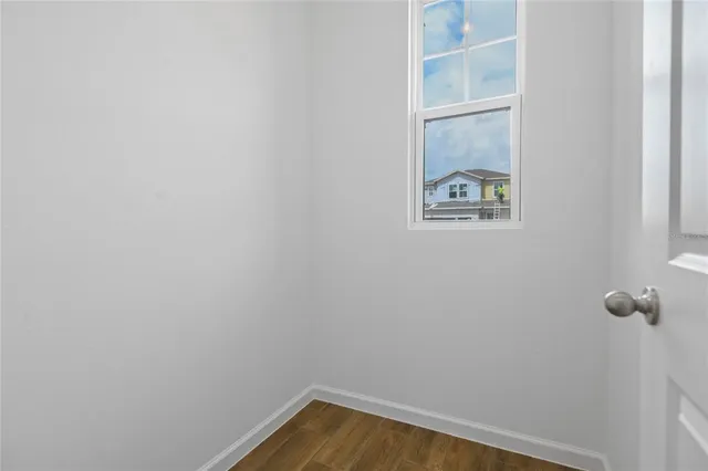 $289,950 | 745 Lake Dell Drive, Dundee, FL 33838