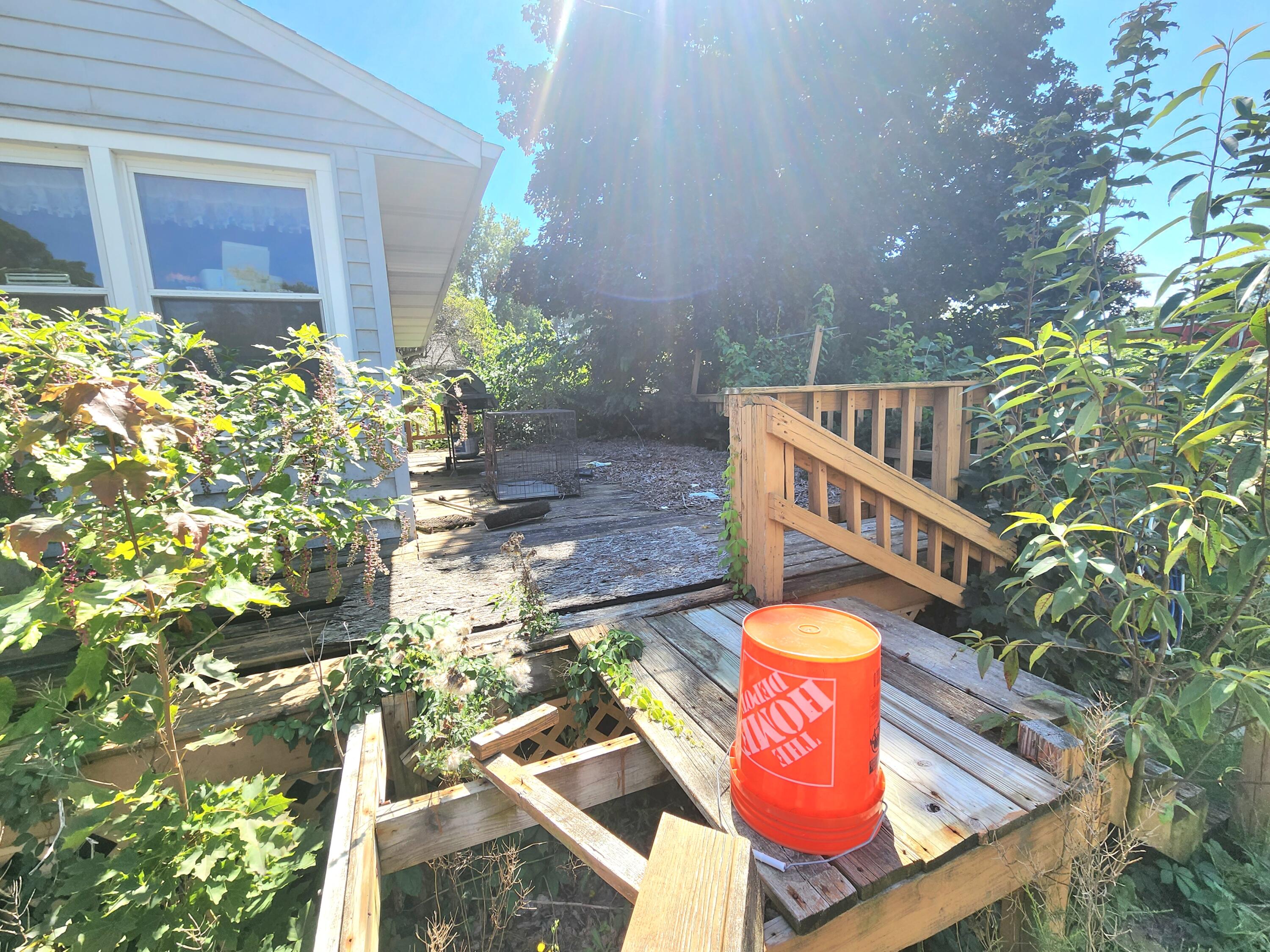 256 Sprague Road Coldwater, MI 49036 - Photo 14 of 27 Deck