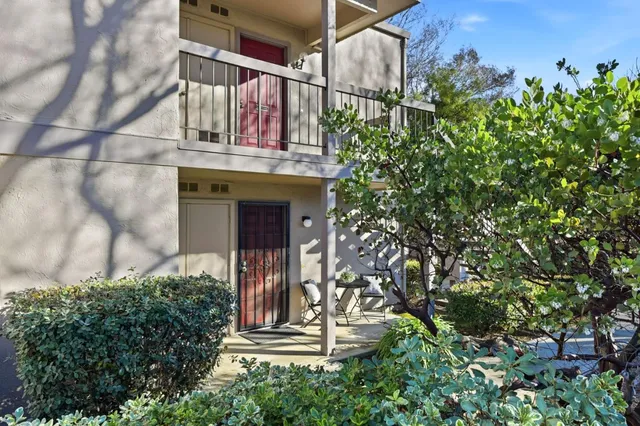 $680,000 | 831 West California Avenue, Unit K, Sunnyvale, CA 94086