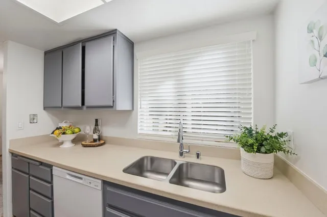 $680,000 | 831 West California Avenue, Unit K, Sunnyvale, CA 94086