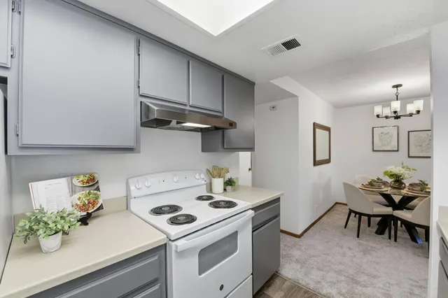 $680,000 | 831 West California Avenue, Unit K, Sunnyvale, CA 94086