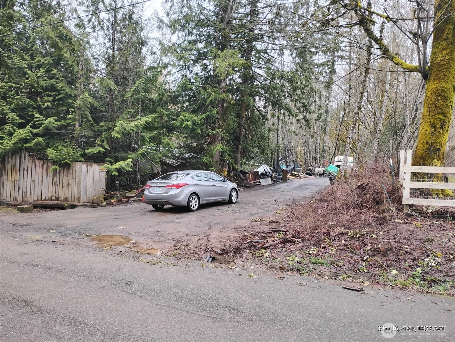 611 East Daniels Road Shelton, WA 98584 - Photo 11 of 11 a view of street with parked cars