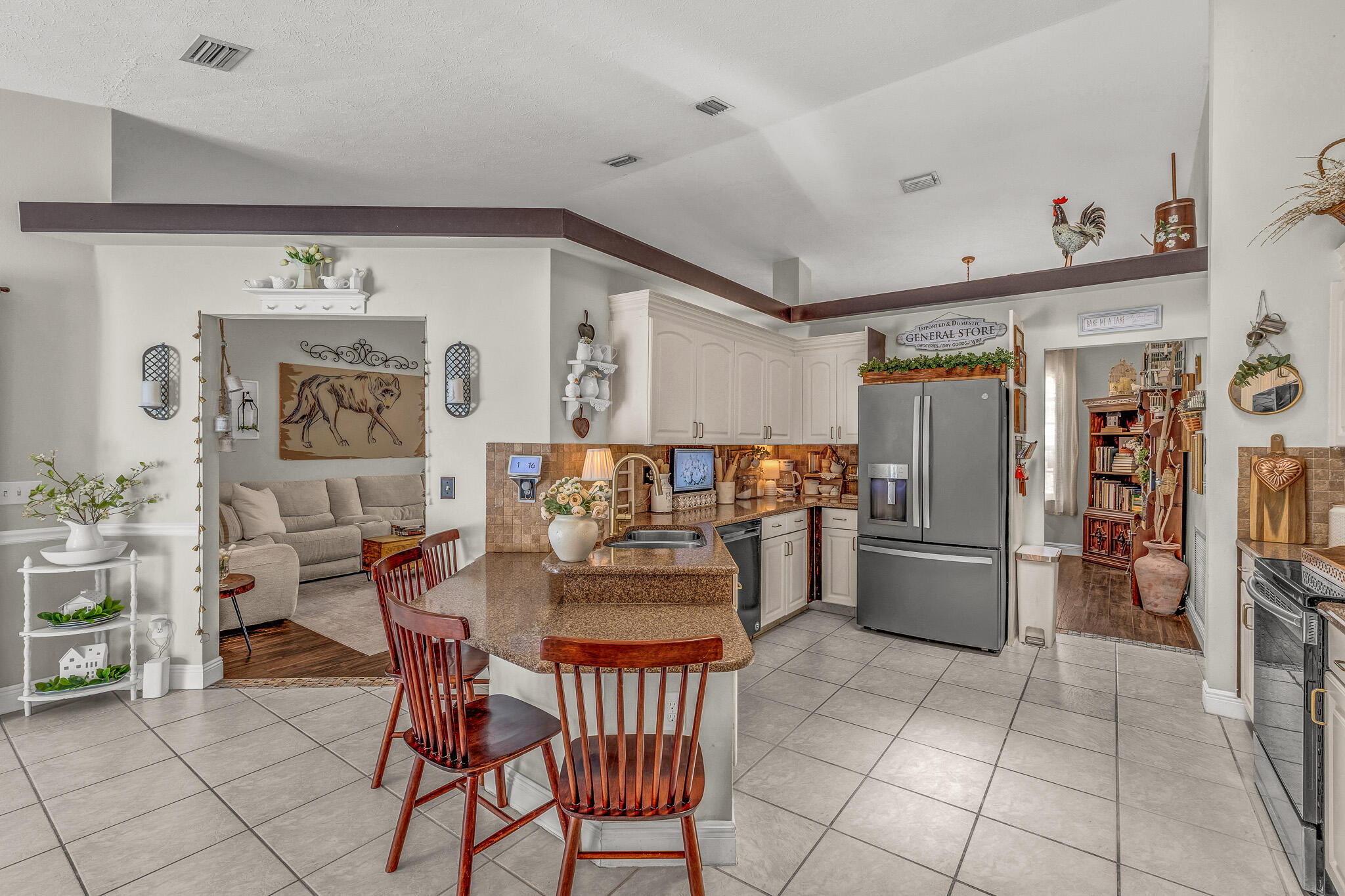 3283 Southeast W Snow Road Port St. Lucie, FL 34984 - Photo 16 of 64 3283 SE West Snow Rd (15 of 59)