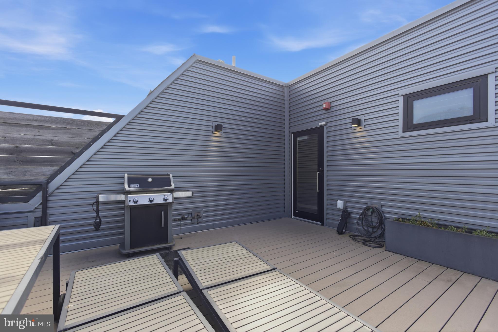 911 2nd Street Northeast, Unit 305 Washington, DC 20002 - Photo 13 of 16