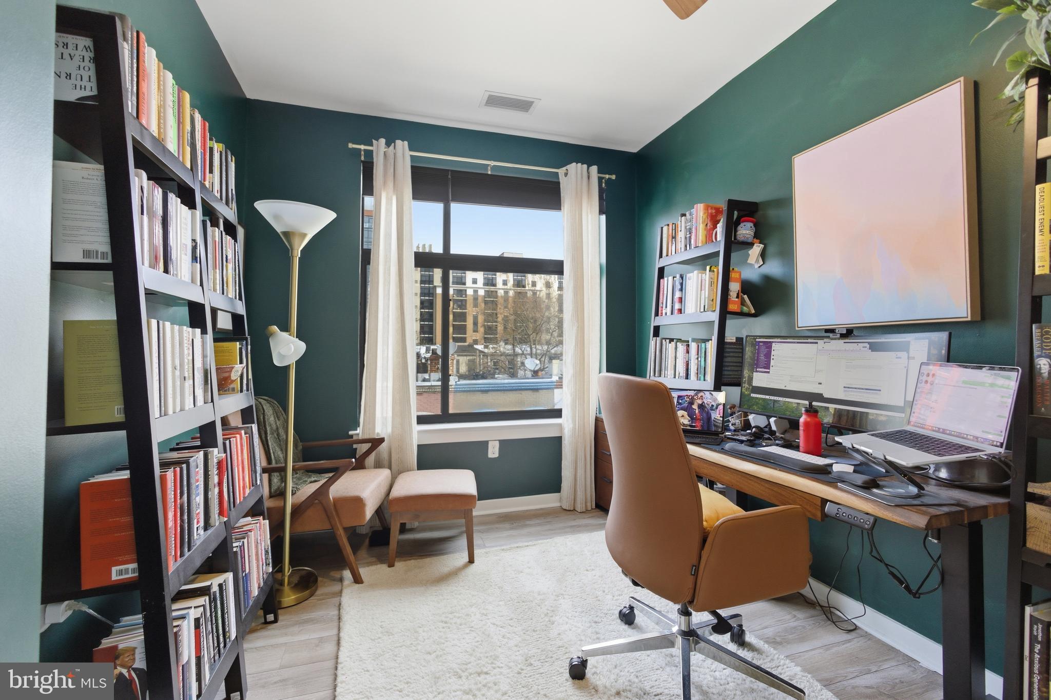 911 2nd Street Northeast, Unit 305 Washington, DC 20002 - Photo 7 of 16