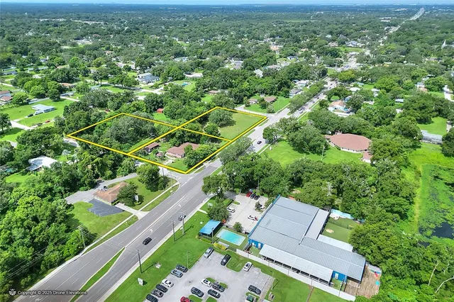 $450,000 | 703 East Lumsden Road, Brandon, FL 33511