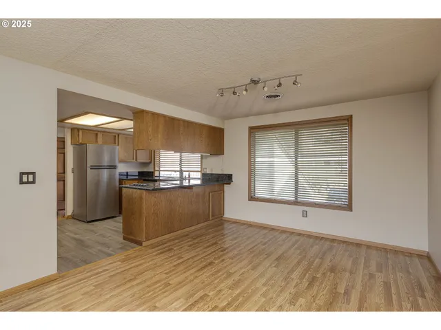 $240,000 | 12173 Southeast 104th Court, Happy Valley, OR 97086